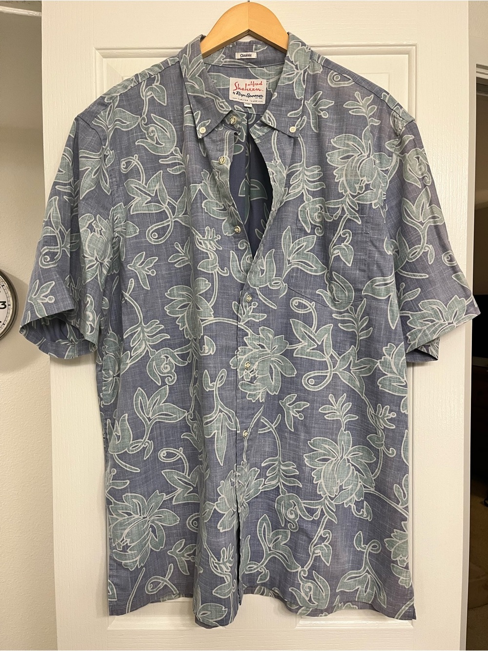 reyn spooner Blue Floral Short-Sleeve Button-Down Shirt